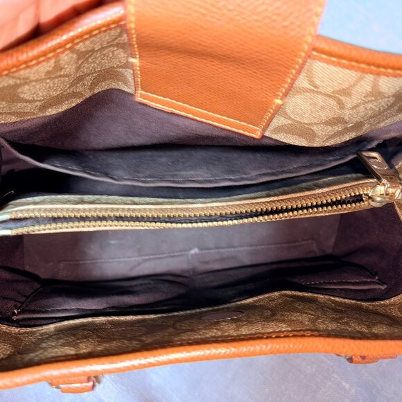 Beautiful Coach Satchel - Picture 2 of 10